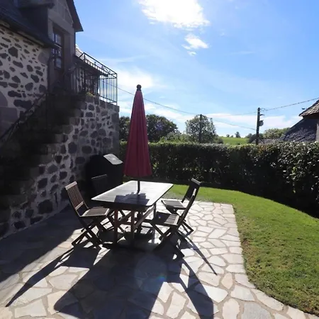 Maison De Caractere Renovee, 4 Pers, Au Coeur Du Carladez Avec Jardin Privatif Et Activites Touristiques A Proximite - Fr-1-742-225 * Pailherols